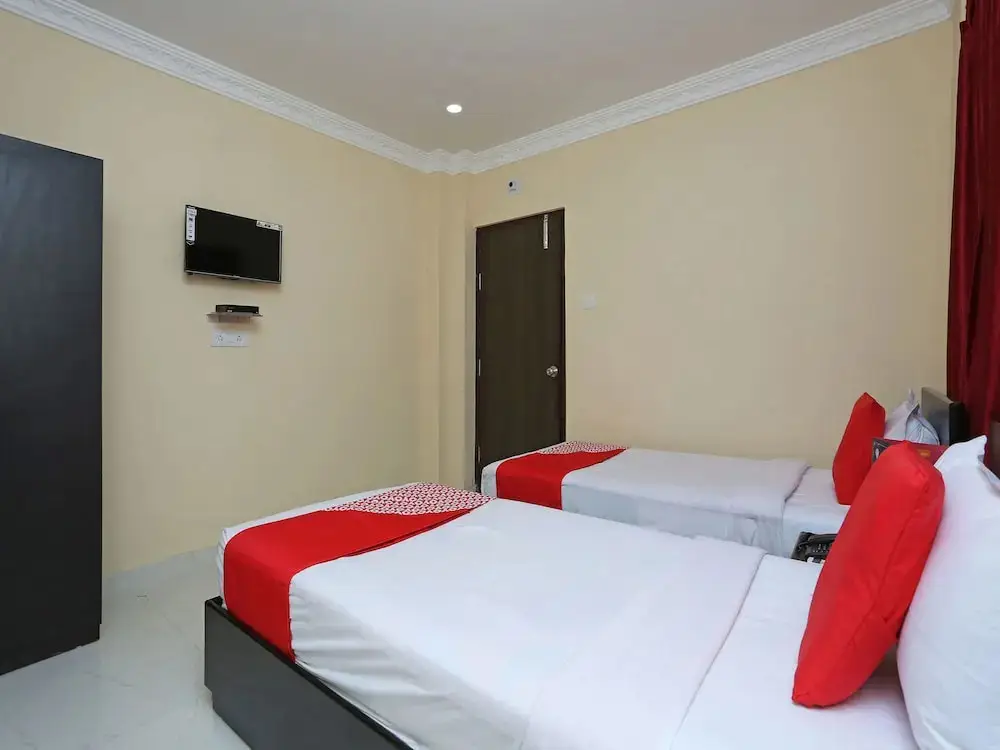 Бангалор: Fabhotel Aura Inn
