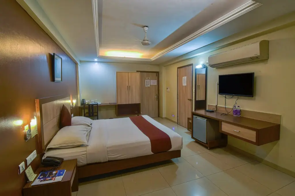 Колхапур: Hotel Pearl