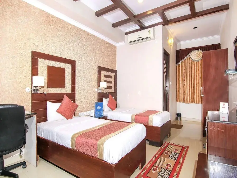 Лакхнау: OYO Flagship 17173 Hotel Function Inn