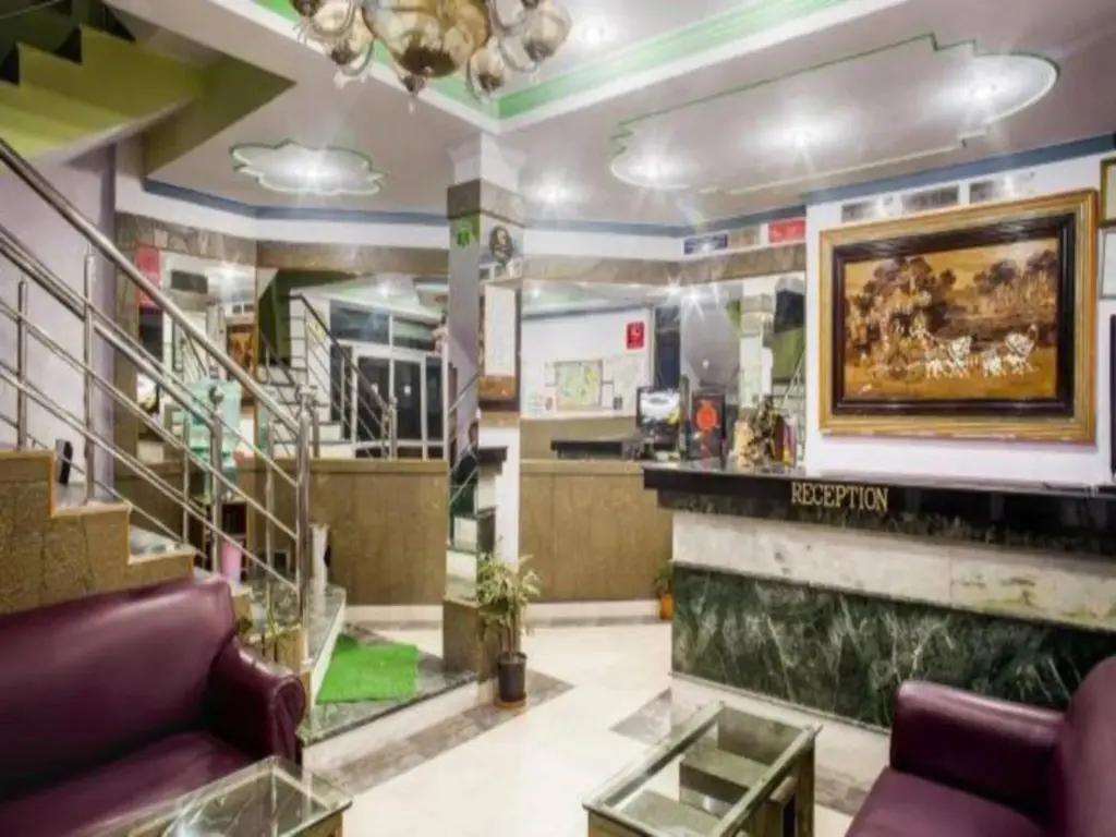 Манали: Chichoga Holiday Inn Manali