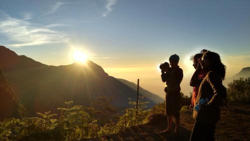 Муннар: Munnar Adventures