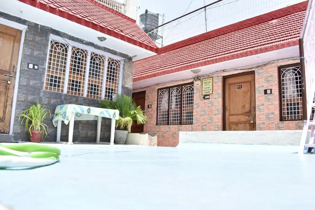 Хоспет: Ranjana Guest House