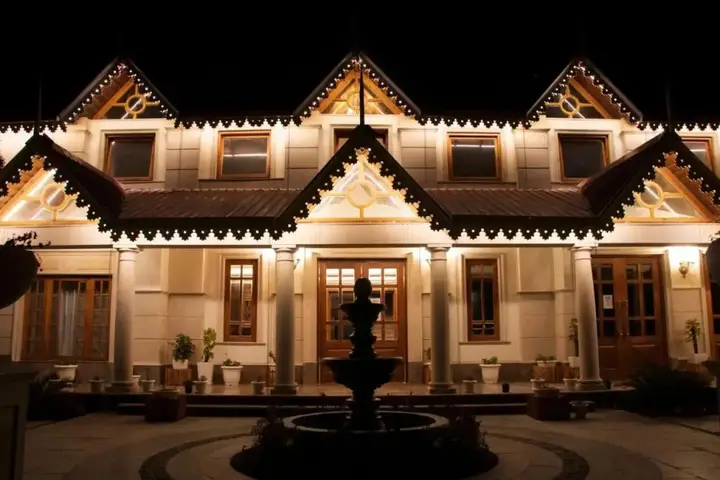 Наинитал: Swiss Cottage