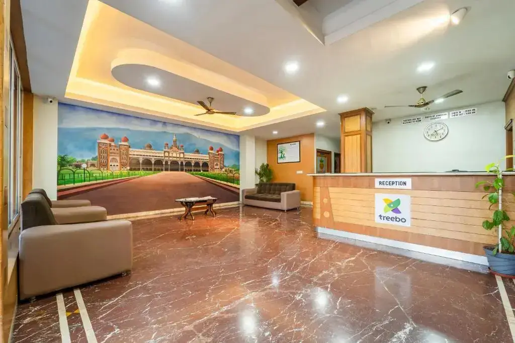 Майсур: Treebo Akshaya Palace Inn