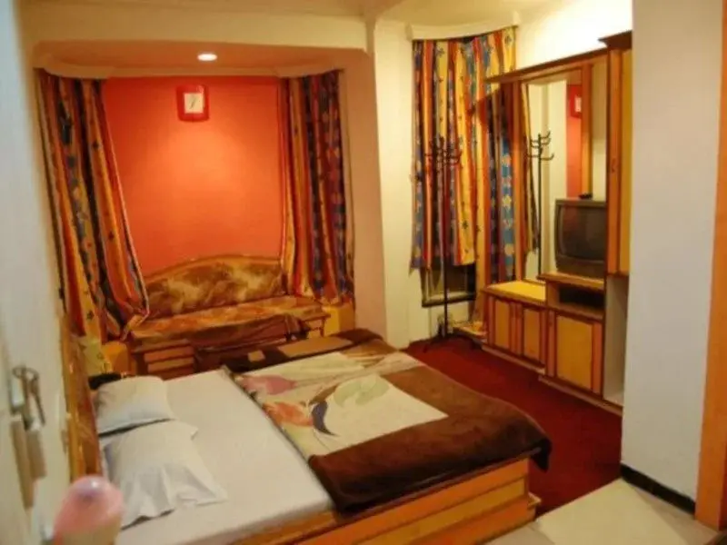 Пачмарай: Hotel Kachnar