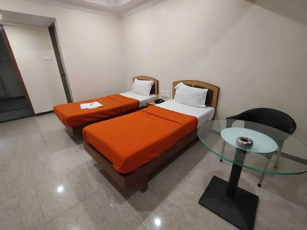 Дахану: Anand Resort