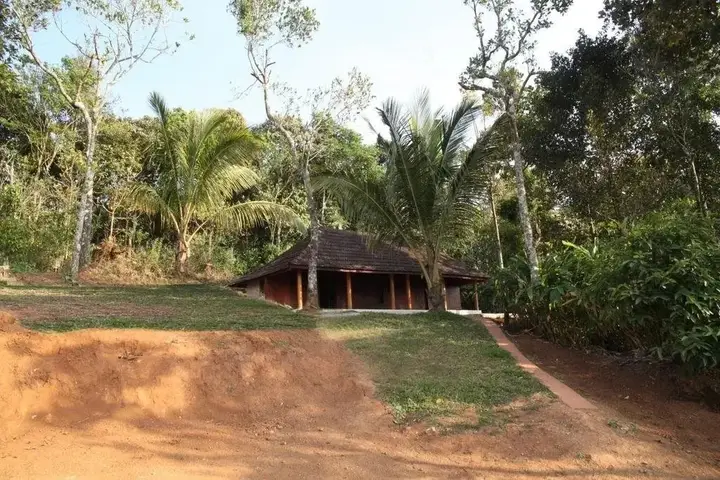 Куттикканам: Hillocks Plantation House