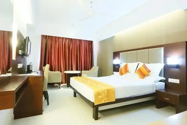 Куруппумтара: Hotel Moonlit Regency