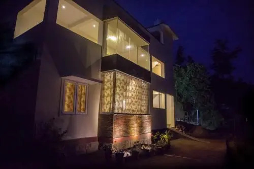 Валпарай: Petra Family Guest House