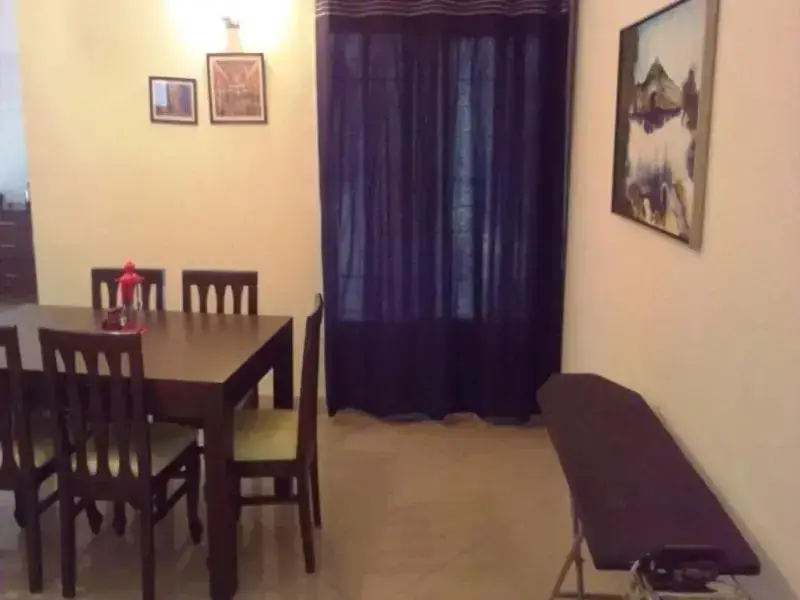 Бангалор: Elite Riviera