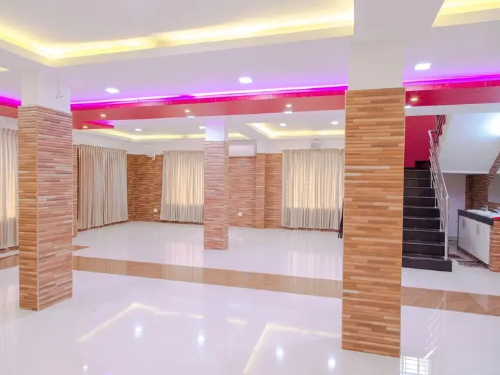 Тируванантапурам: OYO 5805 Uthradam Towers