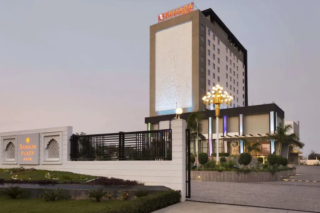 Ramada Plaza by Wyndham Agra — фото 1