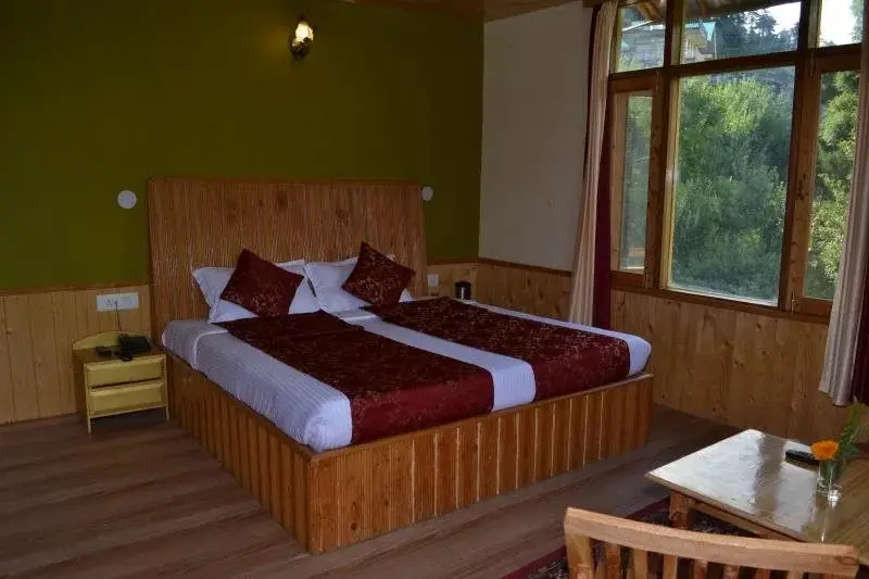 Манали: The Pranjal Inn