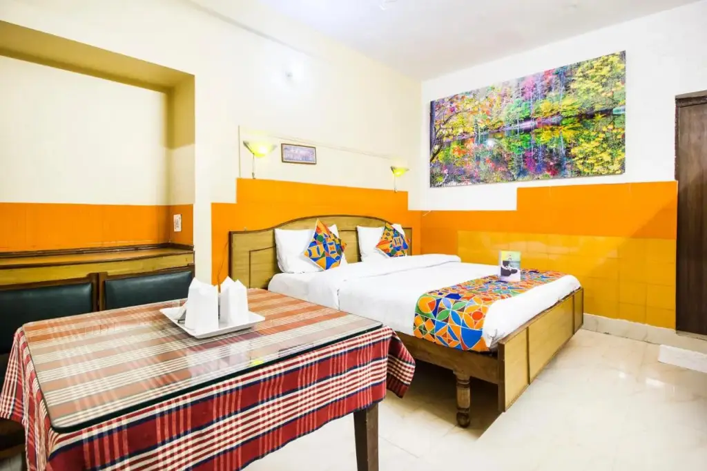 Дехрадун: Hotel Ashrey