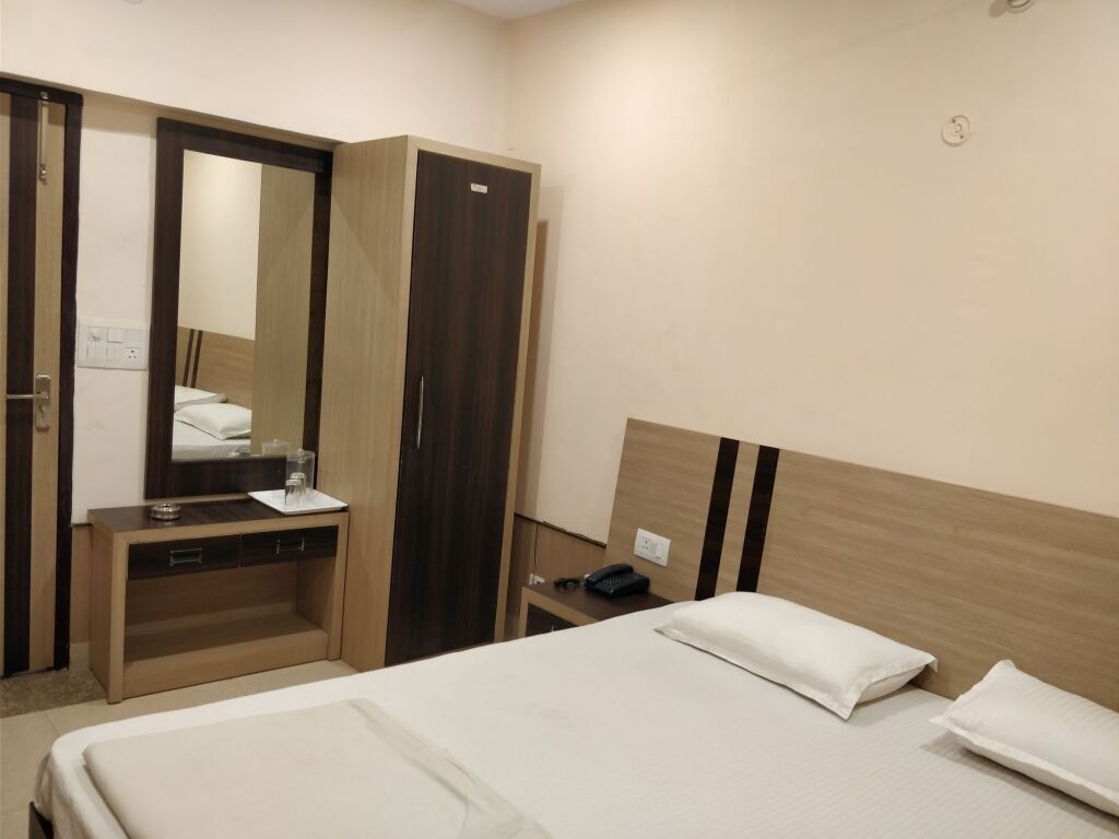 Лакхнау: Central Hotel