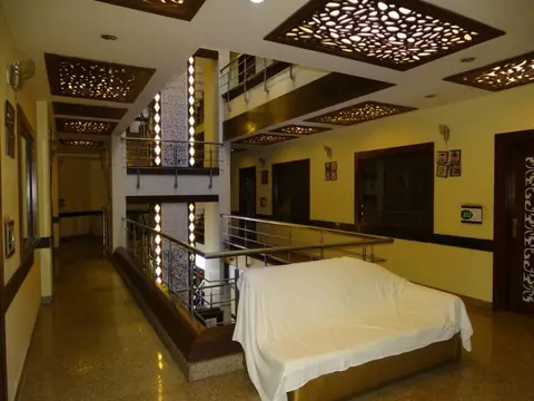 Square 9 Inn — фото 1