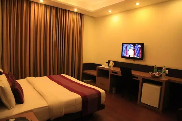 Гуруграм: Indiyaah Inn