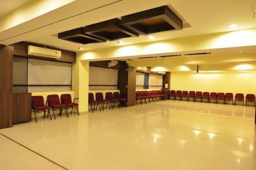 Kirtika -Malhaar Hotel — фото 1