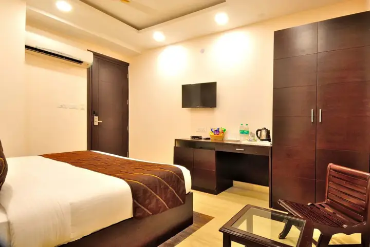 Нью-Дели: Hotel Kings Inn