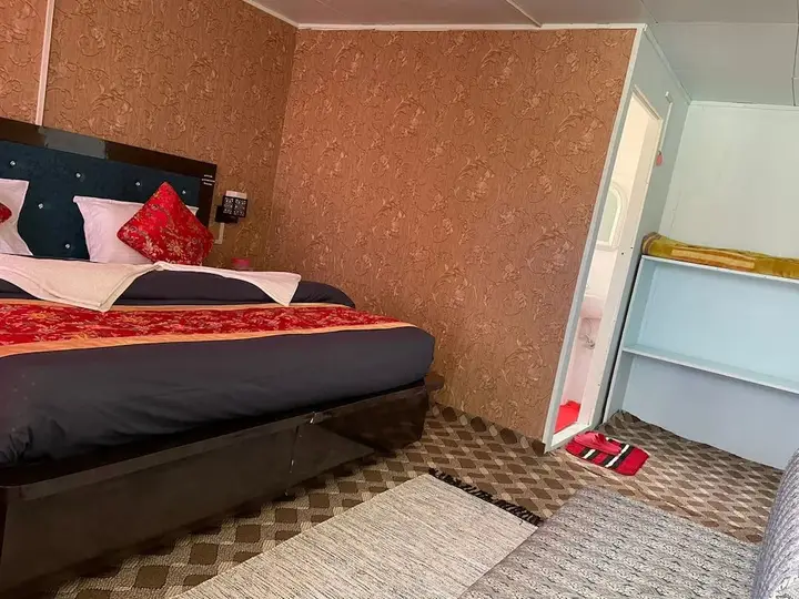 Спангмик: TIH Pangong Delight Camps and Cottages