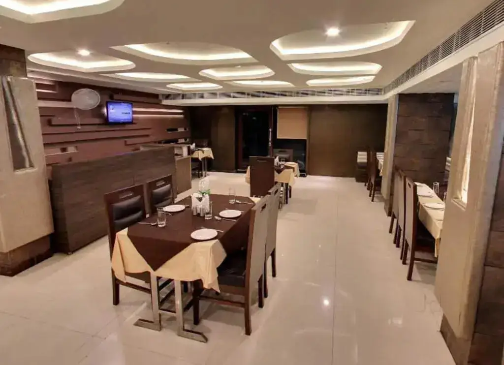Ганганагар: Hotel City Shine