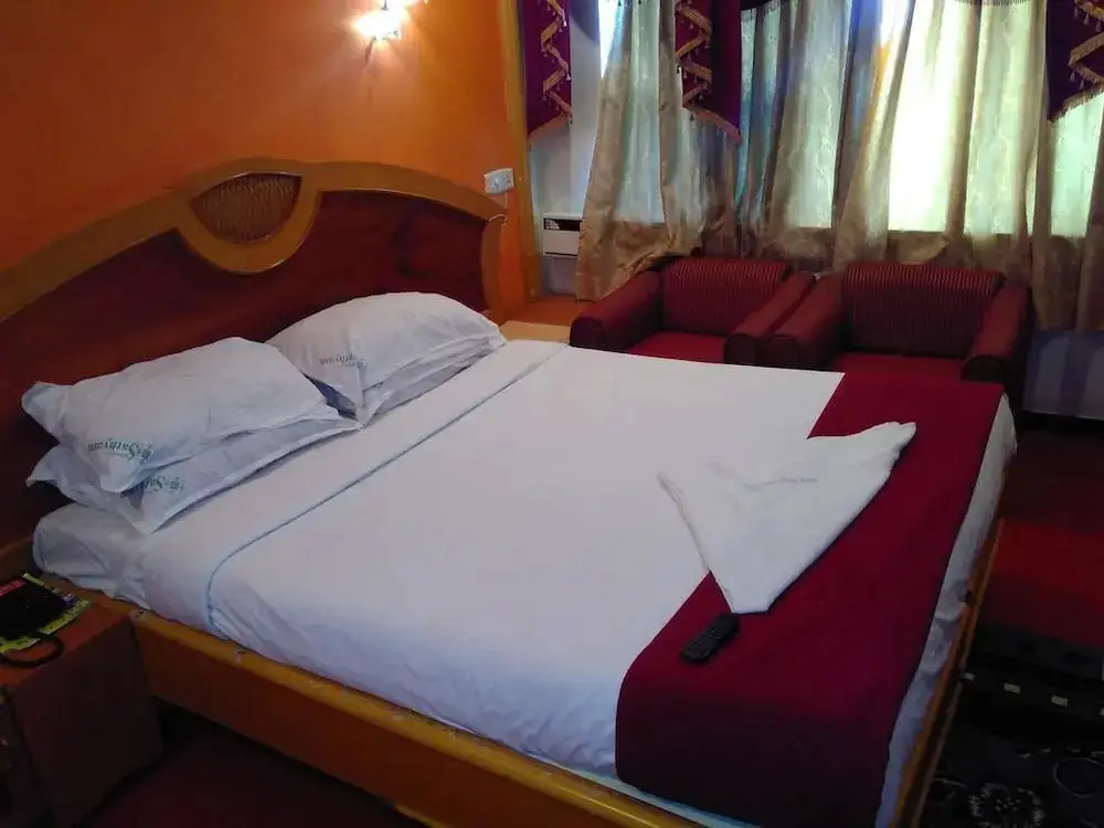 Тирумайам: Hotel Sathyam