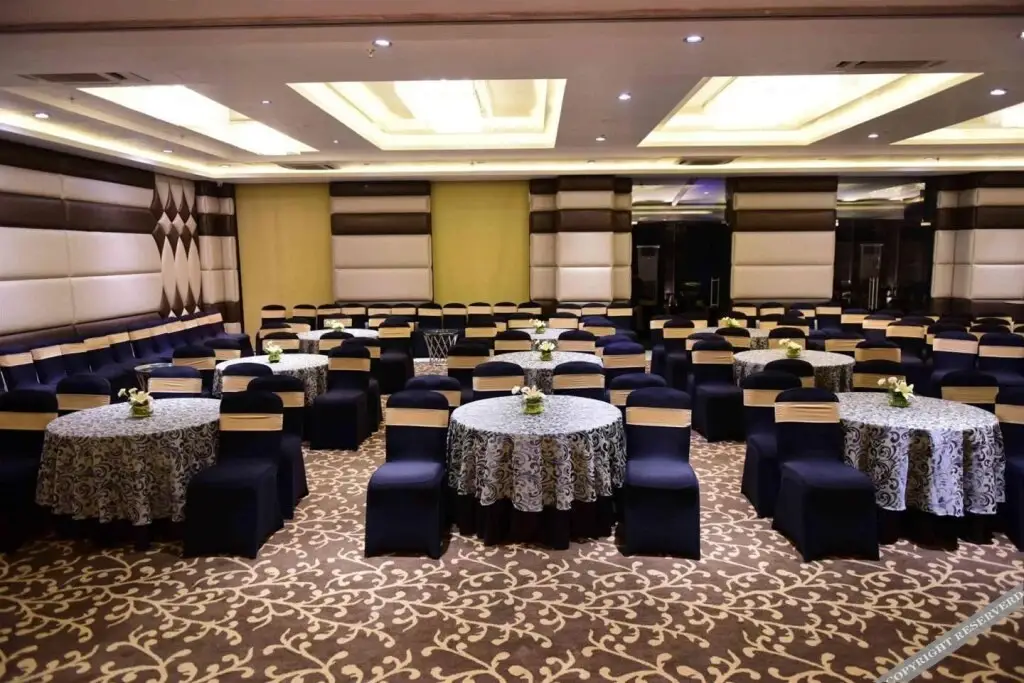 Ranjee's Hotel — фото 1