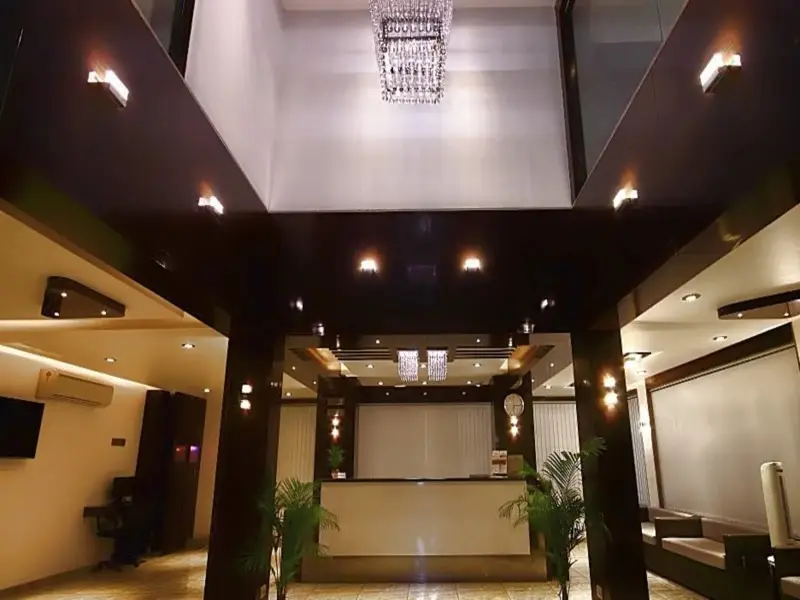 Бхаруч: Hotel Apex