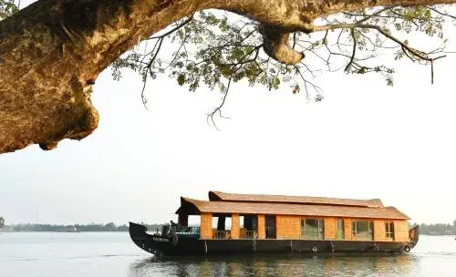 Мухамма: Our Houseboat