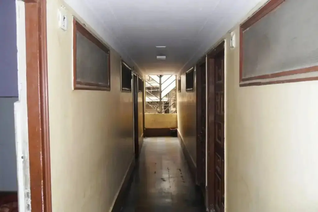 Бхопал: Hotel Agrawal