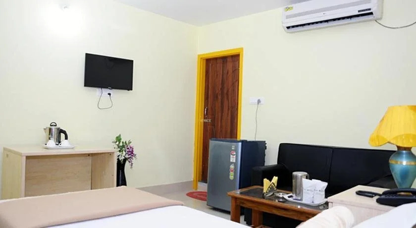 Тезпур: Hotel Pine Yard