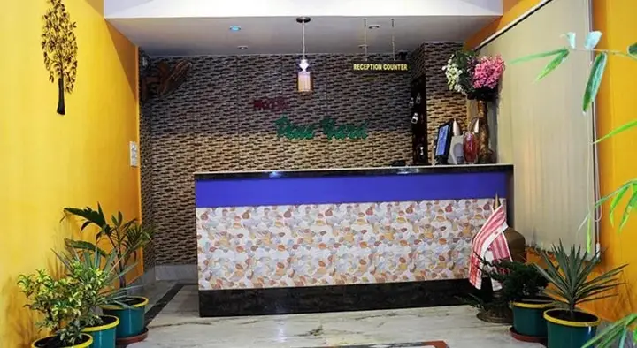 Тезпур: Hotel Pine Yard