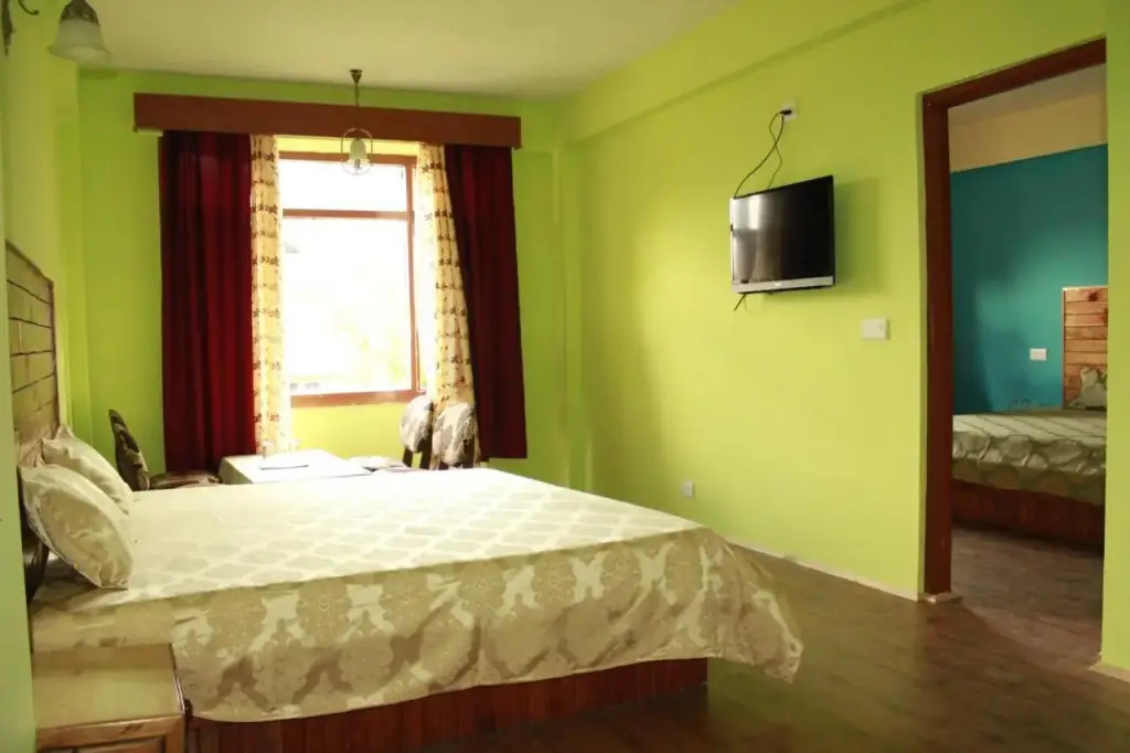Манали: Zarim Hotel Manali