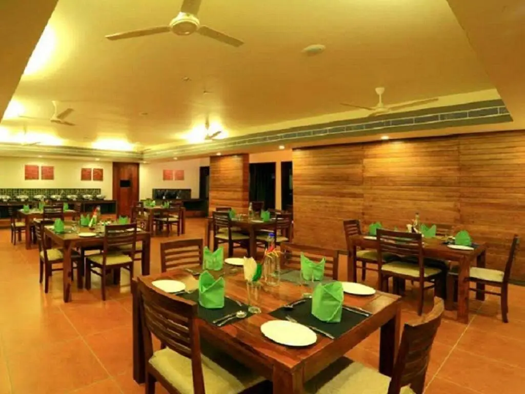 Атирапалли: Whispering Waters Resorts Cochin