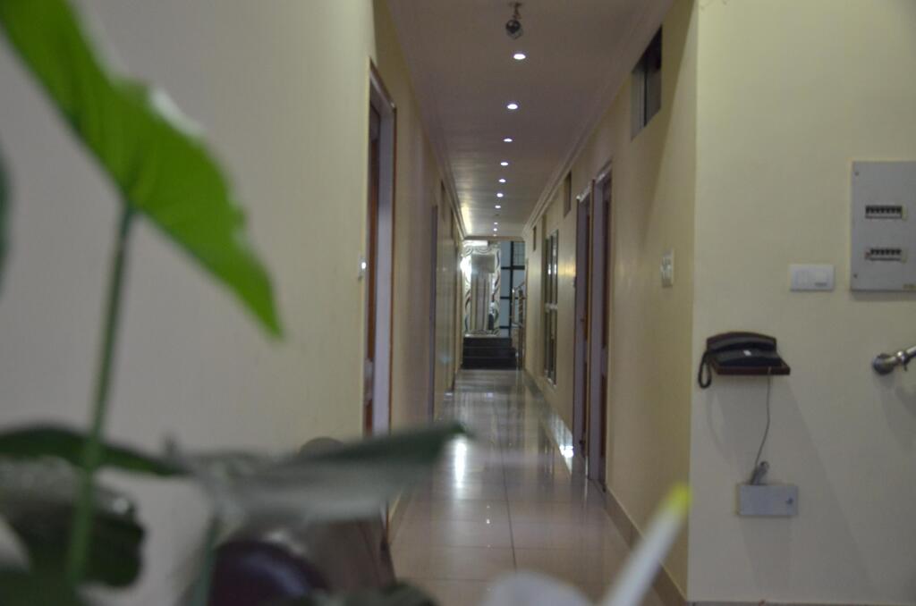 Лакхнау: Collection O 30858 Hotel SP ROOMS