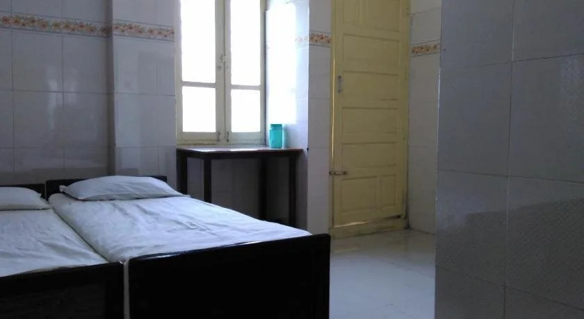 Eraniel: Hotel Ganesh Lodge