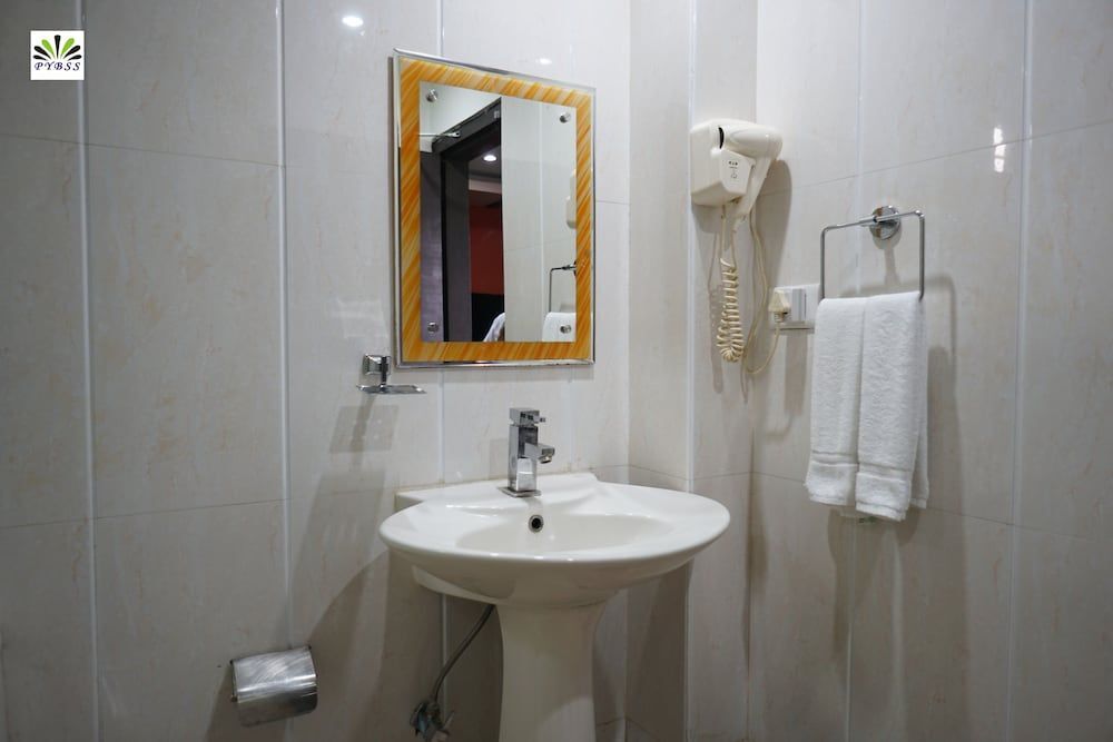 Итанагар: Hotel Pybss