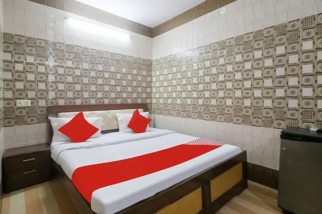 Rohtak: Hotel Royal Mall