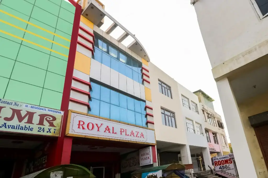Hotel Royal Mall — фото 1