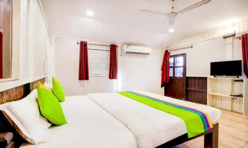 Ашвем: Tahira Beach Resort