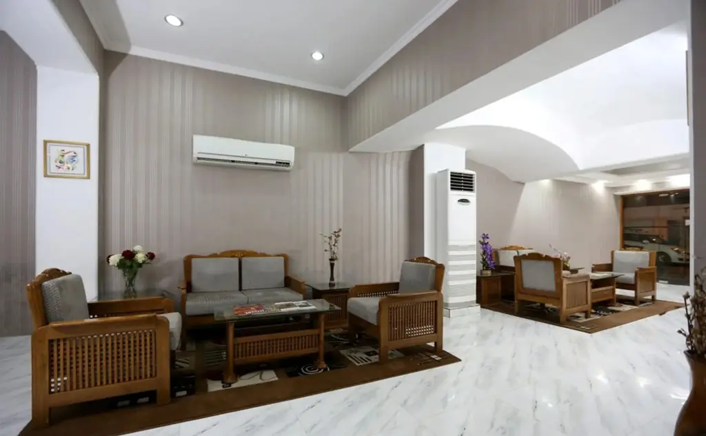 Нью-Дели: Airport Hotel