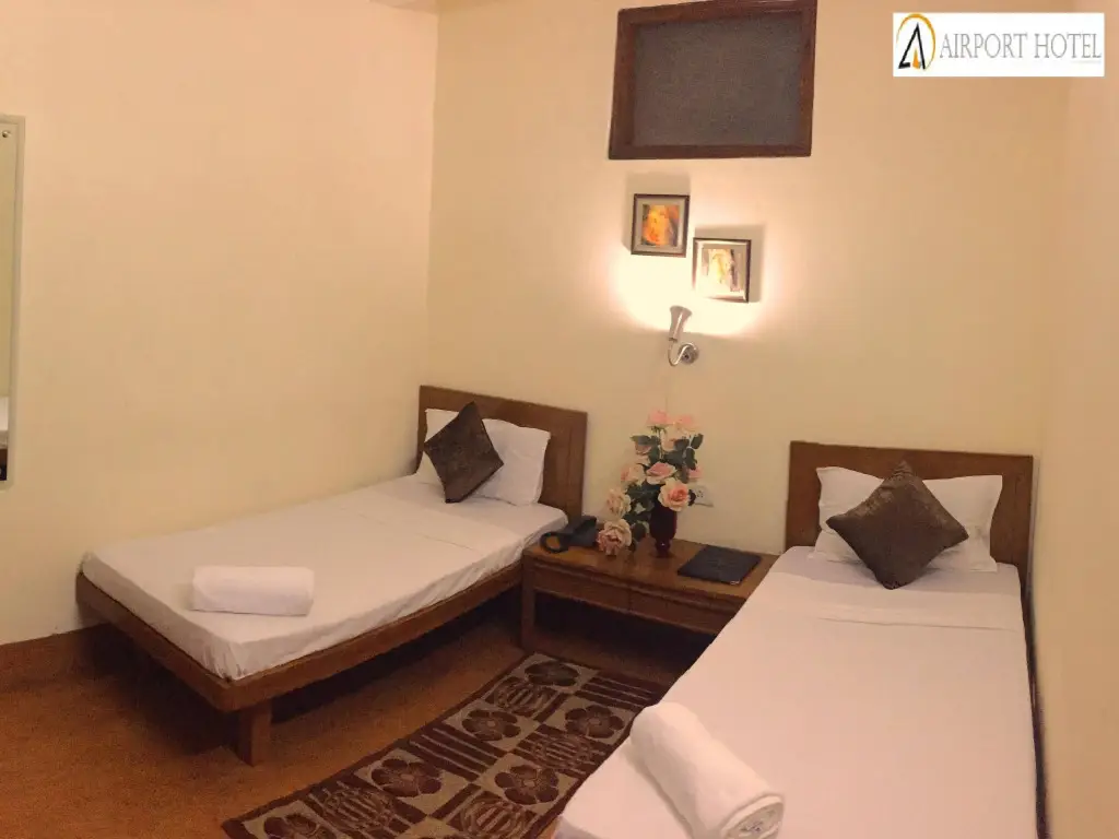 Нью-Дели: Airport Hotel