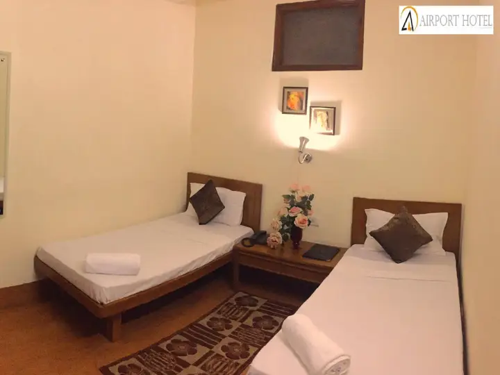 Нью-Дели: Airport Hotel