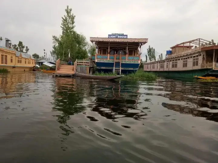 Шринагар: Light House Group of Houseboats
