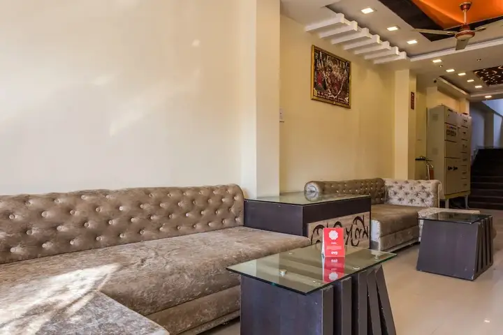 Удджайн: OYO 2942 Hotel Suryodaya