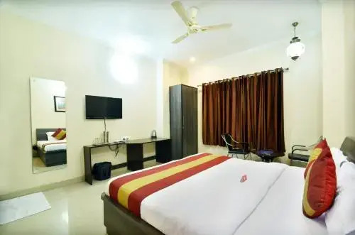 Амритсар: OYO 7676 Golden Sunrise Inn