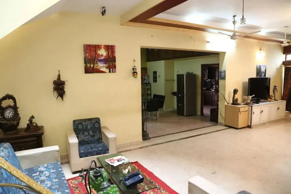 Ченнаи: Fast Track Valasaravakkam