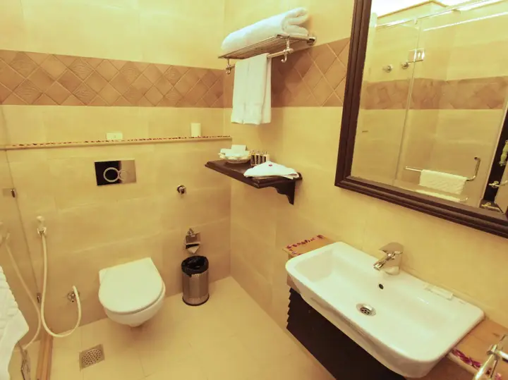 Джайпур: Grand Uniara