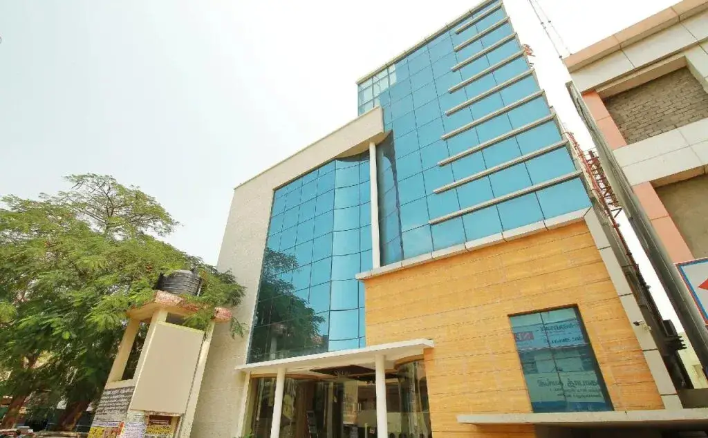 Hotel Grand Gunas — фото 1