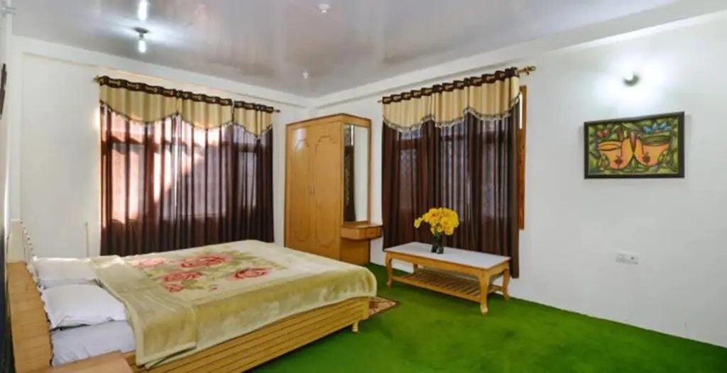 Манали: Indraprastha Cottages